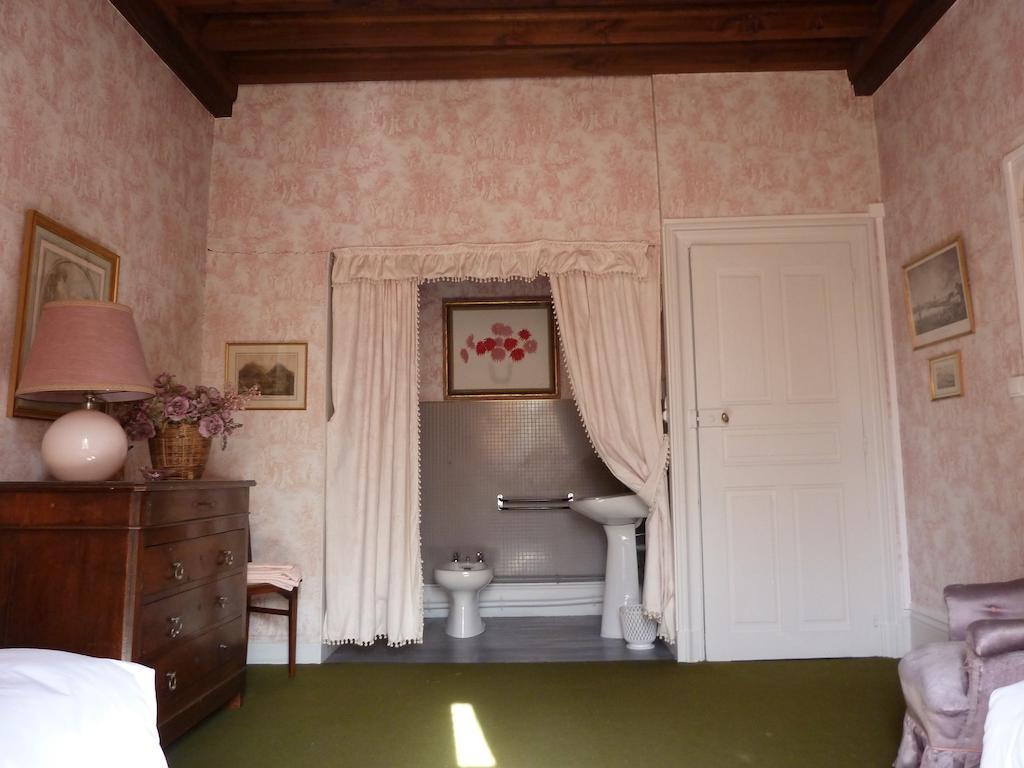 Hotes De Montboulan Salbris Habitación foto