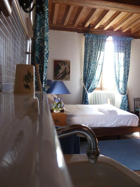 Hotes De Montboulan Salbris Habitación foto